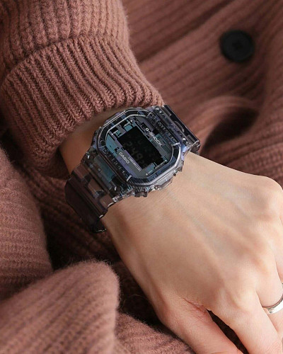 Casio G-Shock DW-5600NN-1E